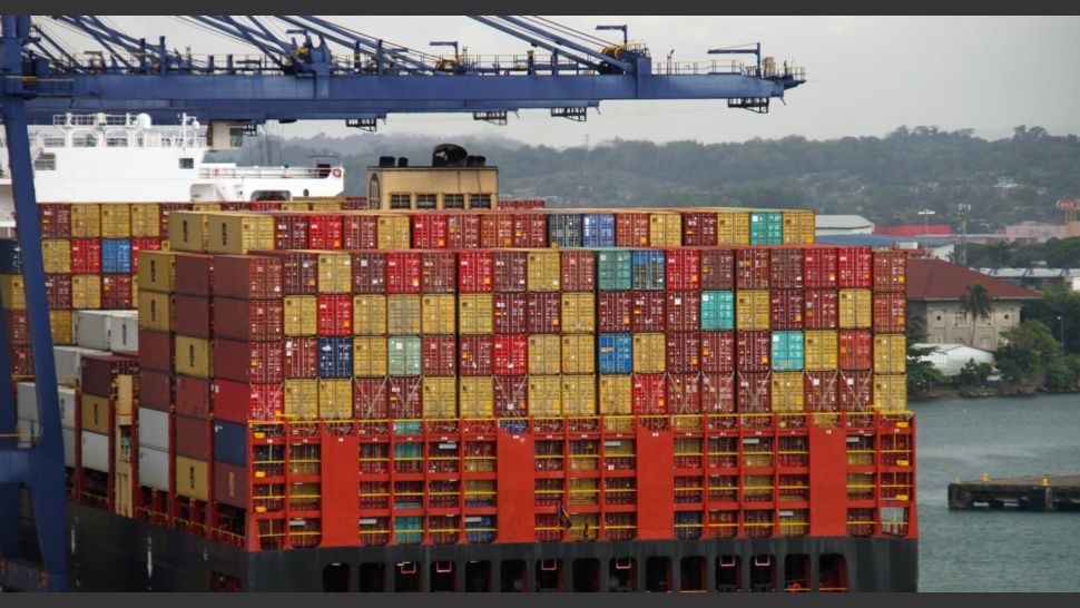 containers_brasil.jpg_541755376